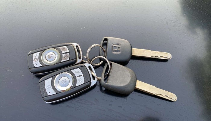 2012 Honda Brio E MT, Petrol, Manual, 27,892 km, Key Close Up