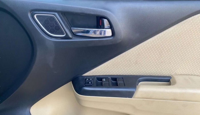 2020 Honda City 1.5L I-VTE V CVT, Petrol, Automatic, 24,275 km, Driver Side Door Panels Control