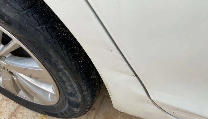 2015 Maruti Swift ZXI, Petrol, Manual, 60,872 km, Right quarter panel - Slightly dented