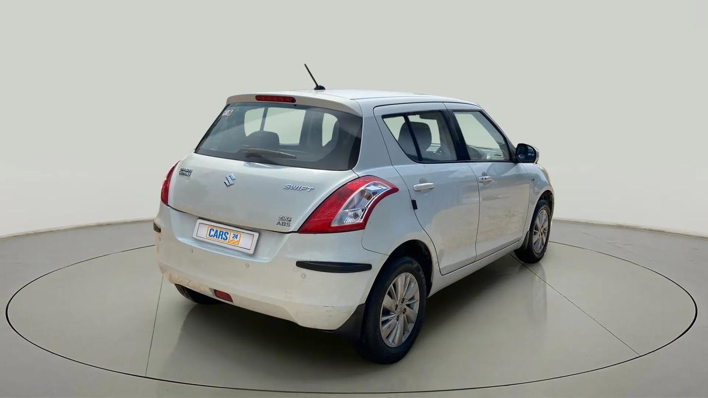 2015 Maruti Swift ZXI, Petrol, Manual, 60,872 km, Right Back Diagonal