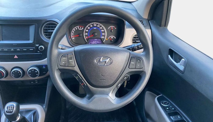 2015 Hyundai Grand i10 SPORTZ 1.2 KAPPA VTVT, Petrol, Manual, 1,12,070 km, Steering Wheel Close Up