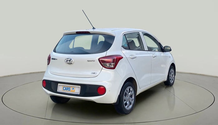 2015 Hyundai Grand i10 SPORTZ 1.2 KAPPA VTVT, Petrol, Manual, 1,12,070 km, Right Back Diagonal