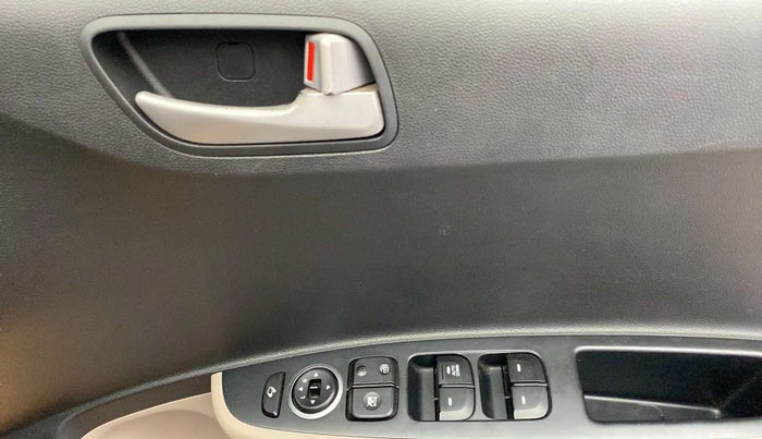 2015 Hyundai Grand i10 ASTA AT 1.2 KAPPA VTVT, Petrol, Automatic, 49,819 km, Driver Side Door Panels Control