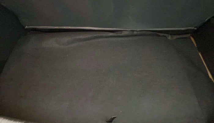 2015 Hyundai Grand i10 ASTA AT 1.2 KAPPA VTVT, Petrol, Automatic, 49,819 km, Boot Inside