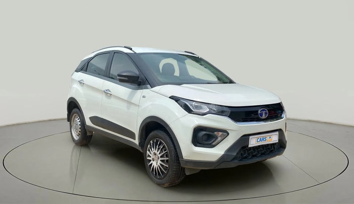 2022 Tata NEXON XE PETROL, Petrol, Manual, 27,032 km, Right Front Diagonal