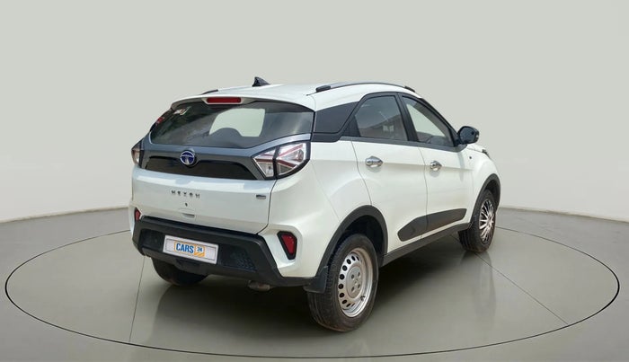 2022 Tata NEXON XE PETROL, Petrol, Manual, 27,032 km, Right Back Diagonal