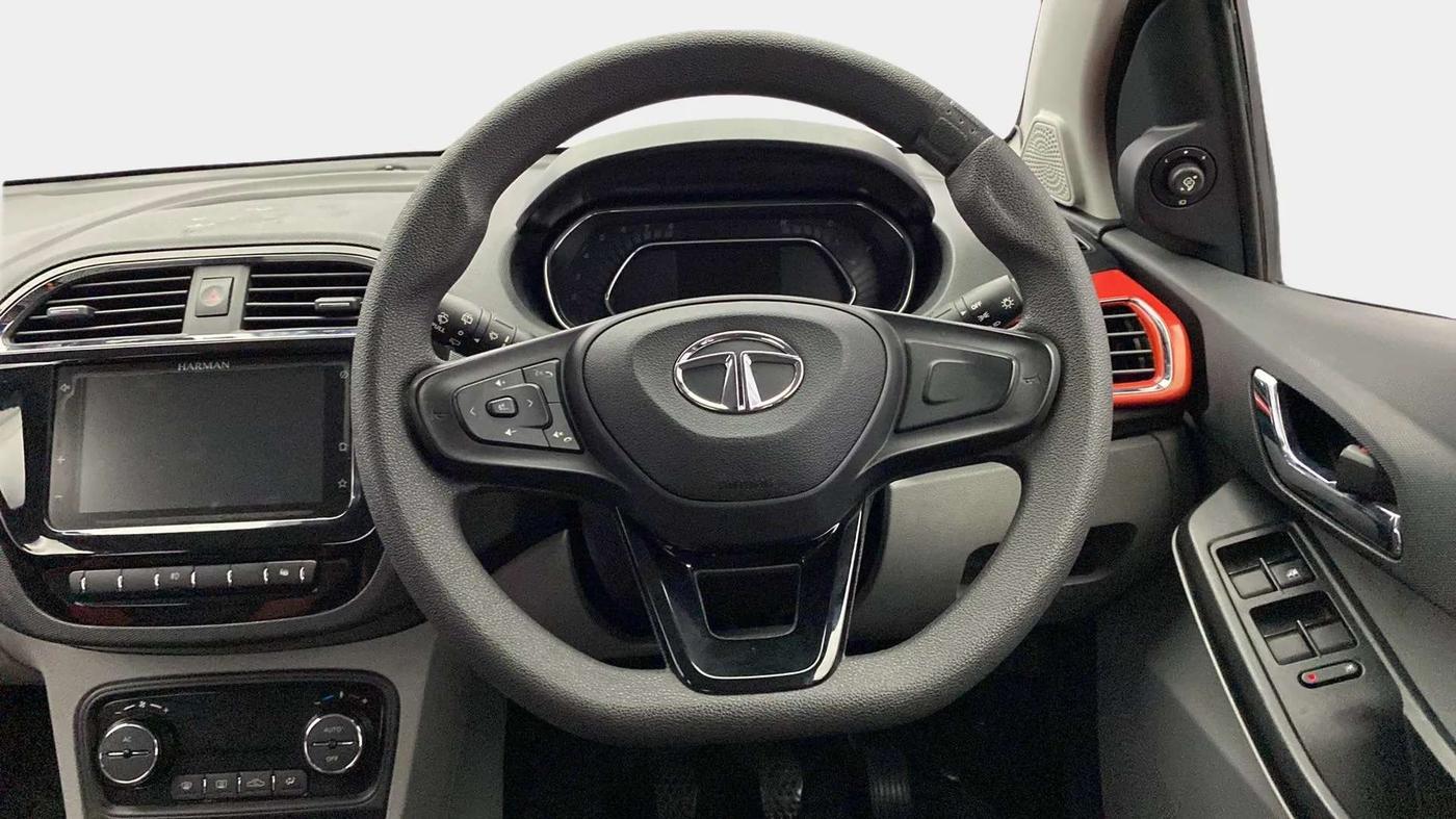 2021 Tata Tiago XZ PLUS PETROL, Petrol, Manual, 21,226 km, Steering Wheel Close Up