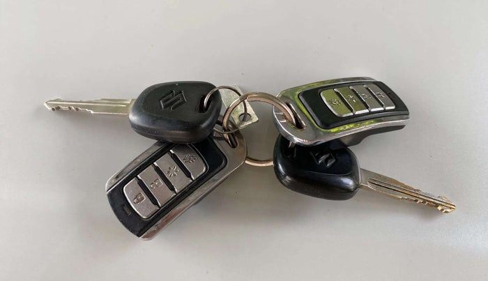 2014 Maruti Celerio VXI, Petrol, Manual, 65,748 km, Key Close Up