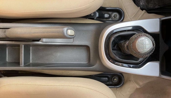 2016 Honda Jazz 1.2L I-VTEC V, Petrol, Manual, 85,112 km, Gear Lever