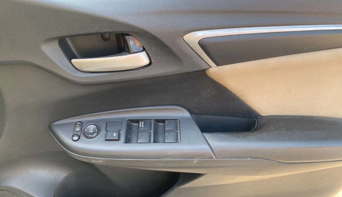 2016 Honda Jazz 1.2L I-VTEC V, Petrol, Manual, 85,112 km, Driver Side Door Panels Control