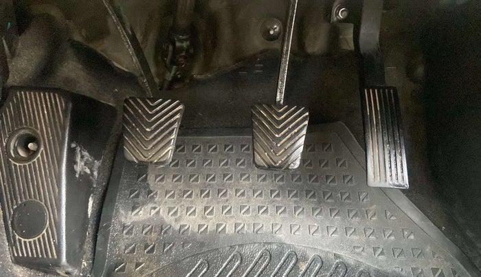 2013 Hyundai i20 MAGNA (O) 1.2, Petrol, Manual, 61,180 km, Pedals