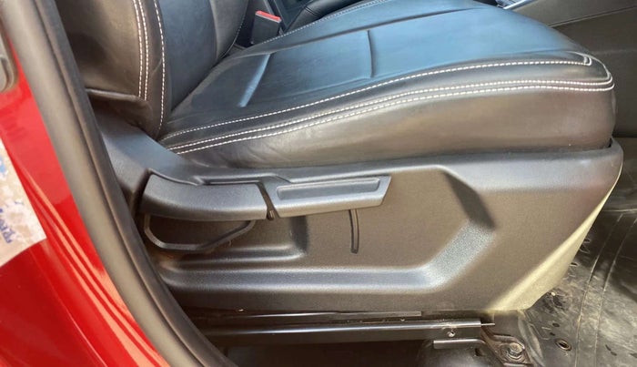 2019 Hyundai VENUE SX 1.0 TURBO, Petrol, Manual, 18,263 km, Driver Side Adjustment Panel