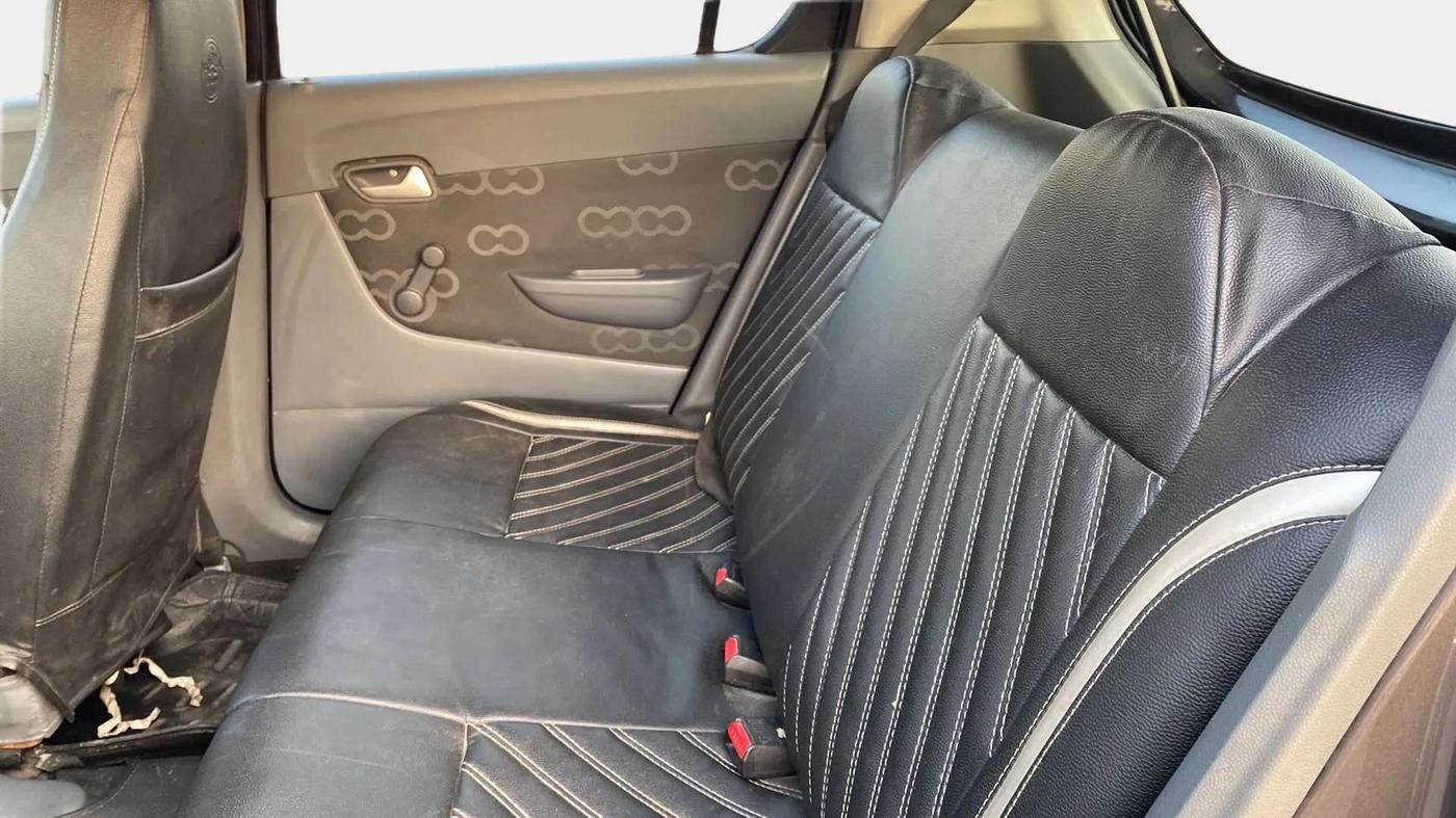 2015 Maruti Alto 800 LXI, Petrol, Manual, 63,037 km, Right Side Rear Door Cabin