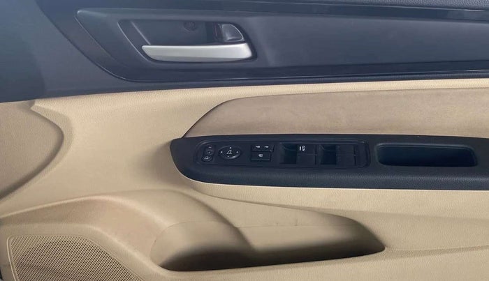 2019 Honda Amaze 1.2L I-VTEC S, Petrol, Manual, 30,650 km, Driver Side Door Panels Control