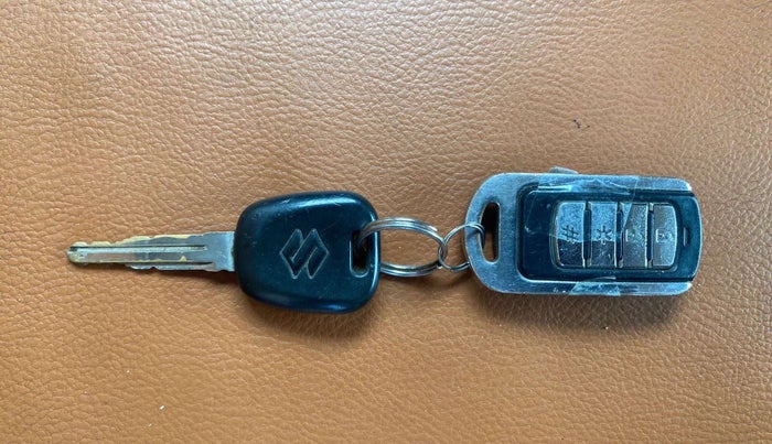 2015 Maruti Alto 800 LXI, Petrol, Manual, 88,670 km, Key Close Up