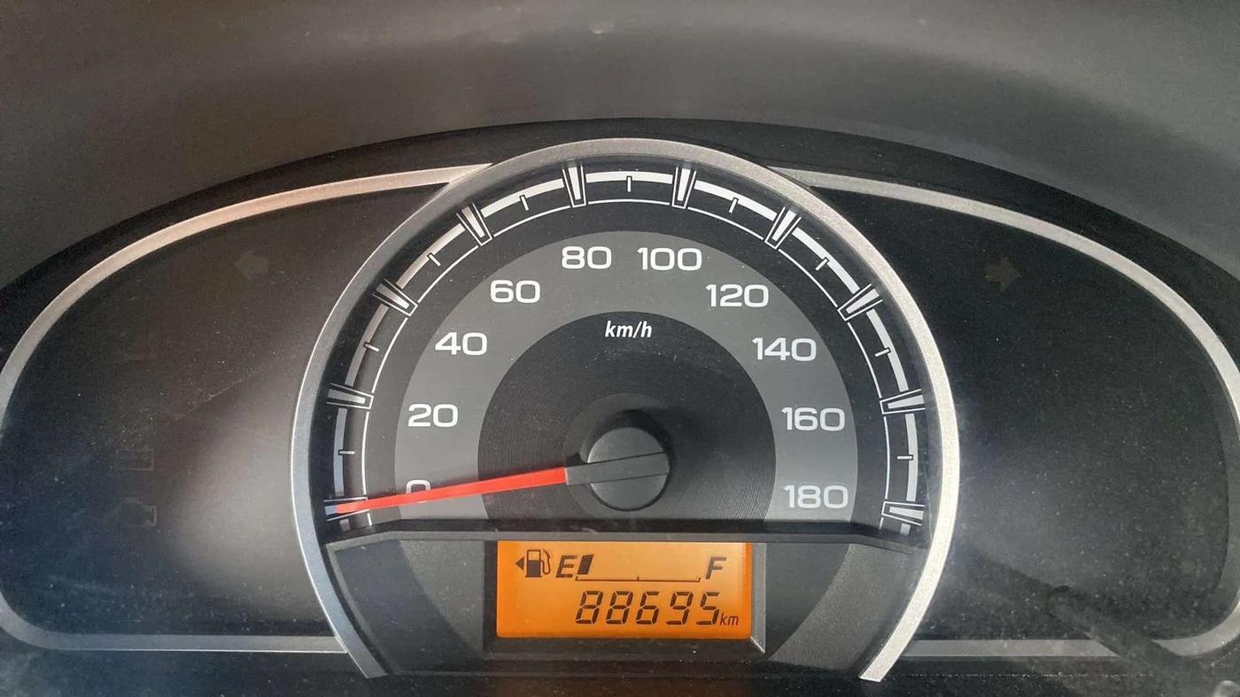 2015 Maruti Alto 800 LXI, Petrol, Manual, 88,670 km, Odometer Image