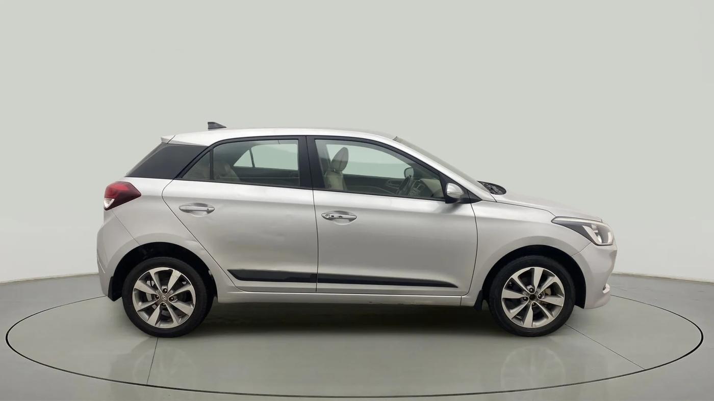 2015 Hyundai Elite i20 ASTA 1.4 CRDI, Diesel, Manual, 82,392 km, Right Side View