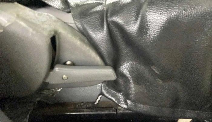 2017 Maruti Alto 800 LXI, Petrol, Manual, 50,923 km, Driver Side Adjustment Panel