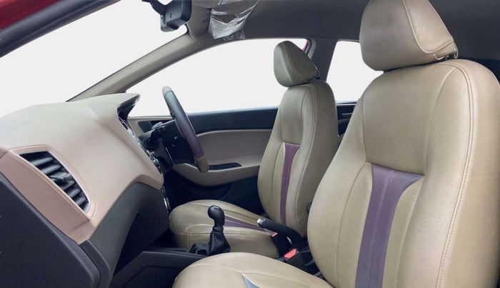 2015 Hyundai Elite i20 SPORTZ 1.2 (O), Petrol, Manual, 30,741 km, Right Side Front Door Cabin
