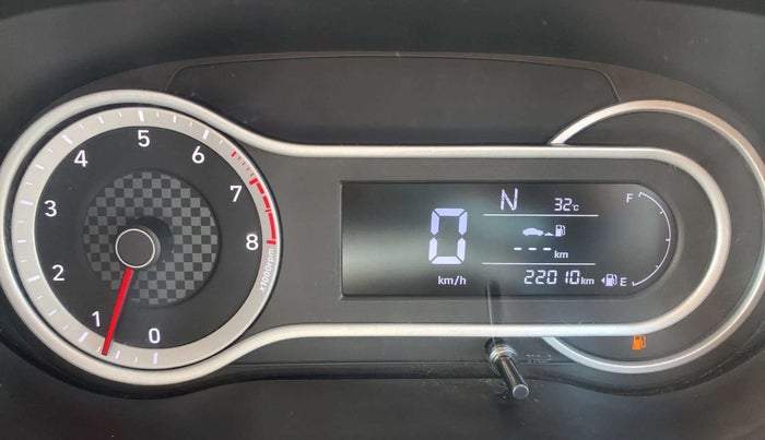 2022 Hyundai GRAND I10 NIOS SPORTZ AMT 1.2 KAPPA VTVT, Petrol, Automatic, 22,068 km, Odometer Image