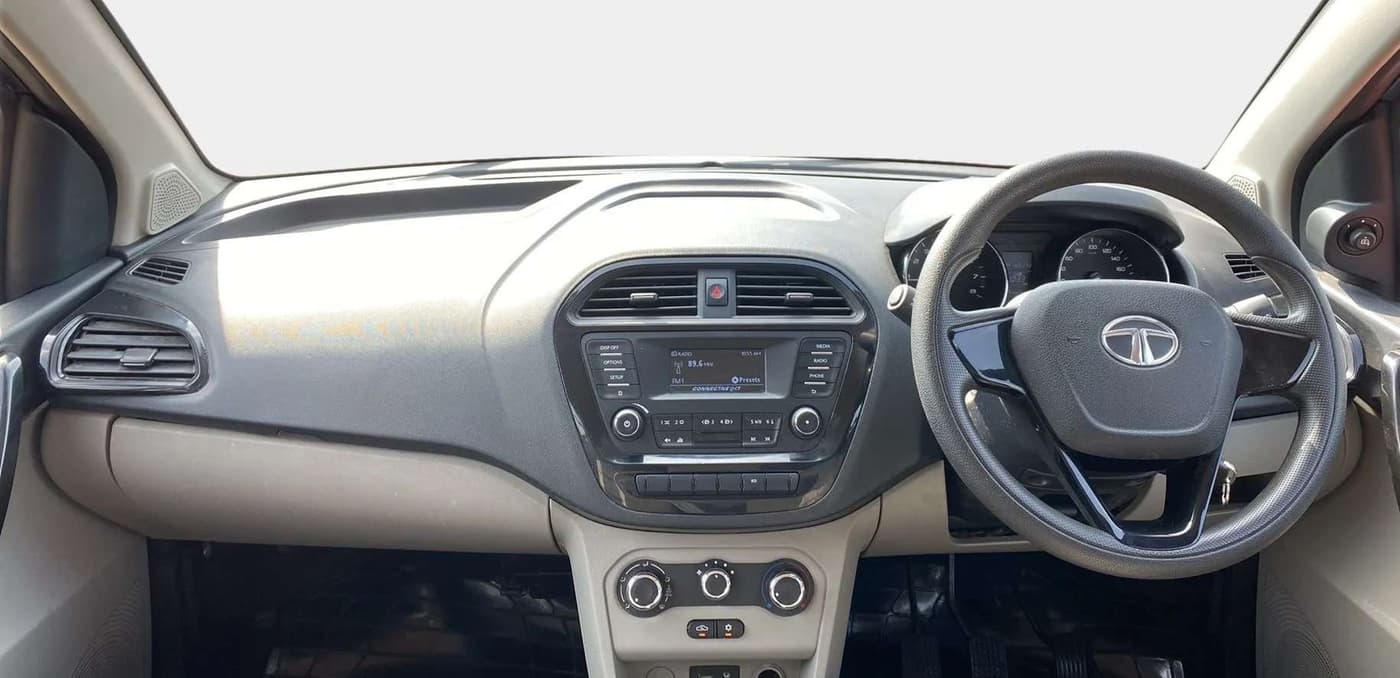 2019 Tata Tiago XT PETROL, Petrol, Manual, 47,189 km, Dashboard
