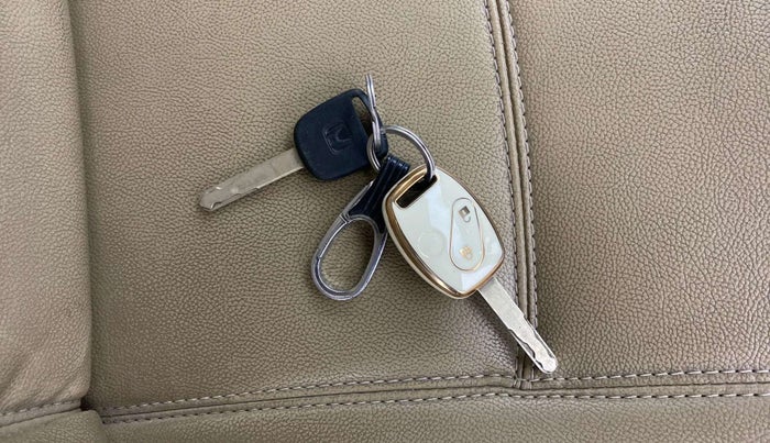 2012 Honda Brio S MT, Petrol, Manual, 72,167 km, Key Close Up