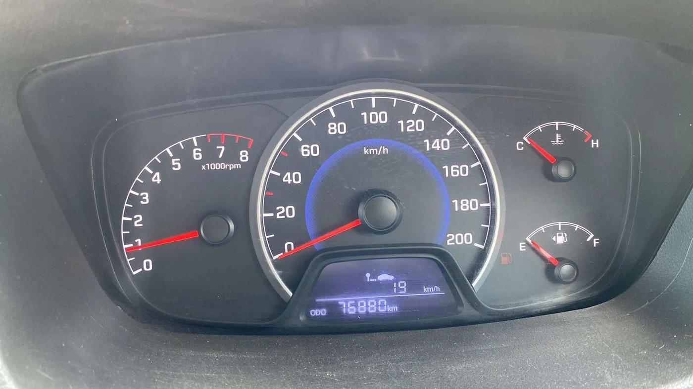 2016 Hyundai Grand i10 SPORTZ 1.2 KAPPA VTVT, Petrol, Manual, 76,927 km, Odometer Image
