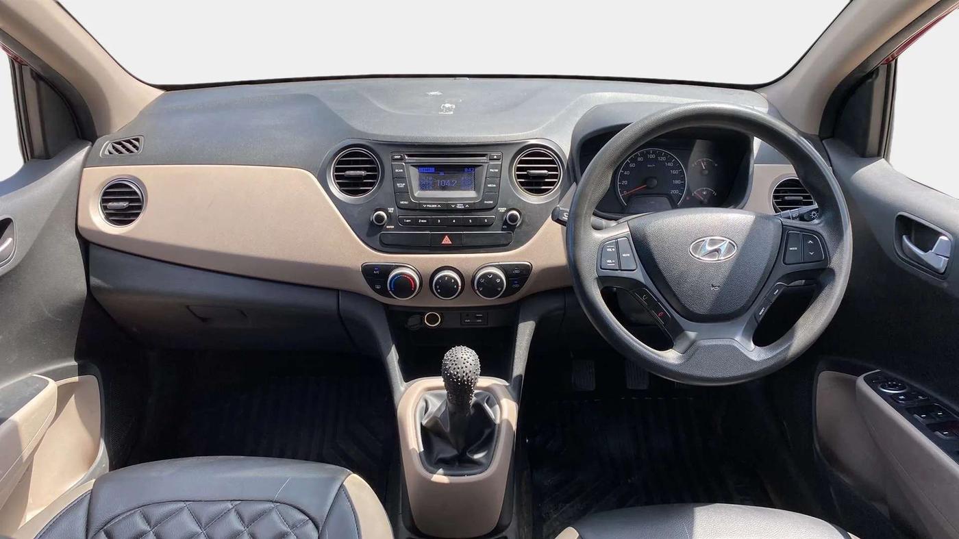 2016 Hyundai Grand i10 SPORTZ 1.2 KAPPA VTVT, Petrol, Manual, 76,927 km, Dashboard