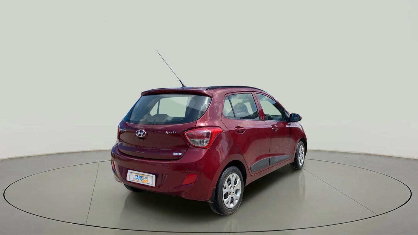 2016 Hyundai Grand i10 SPORTZ 1.2 KAPPA VTVT, Petrol, Manual, 76,927 km, Right Back Diagonal