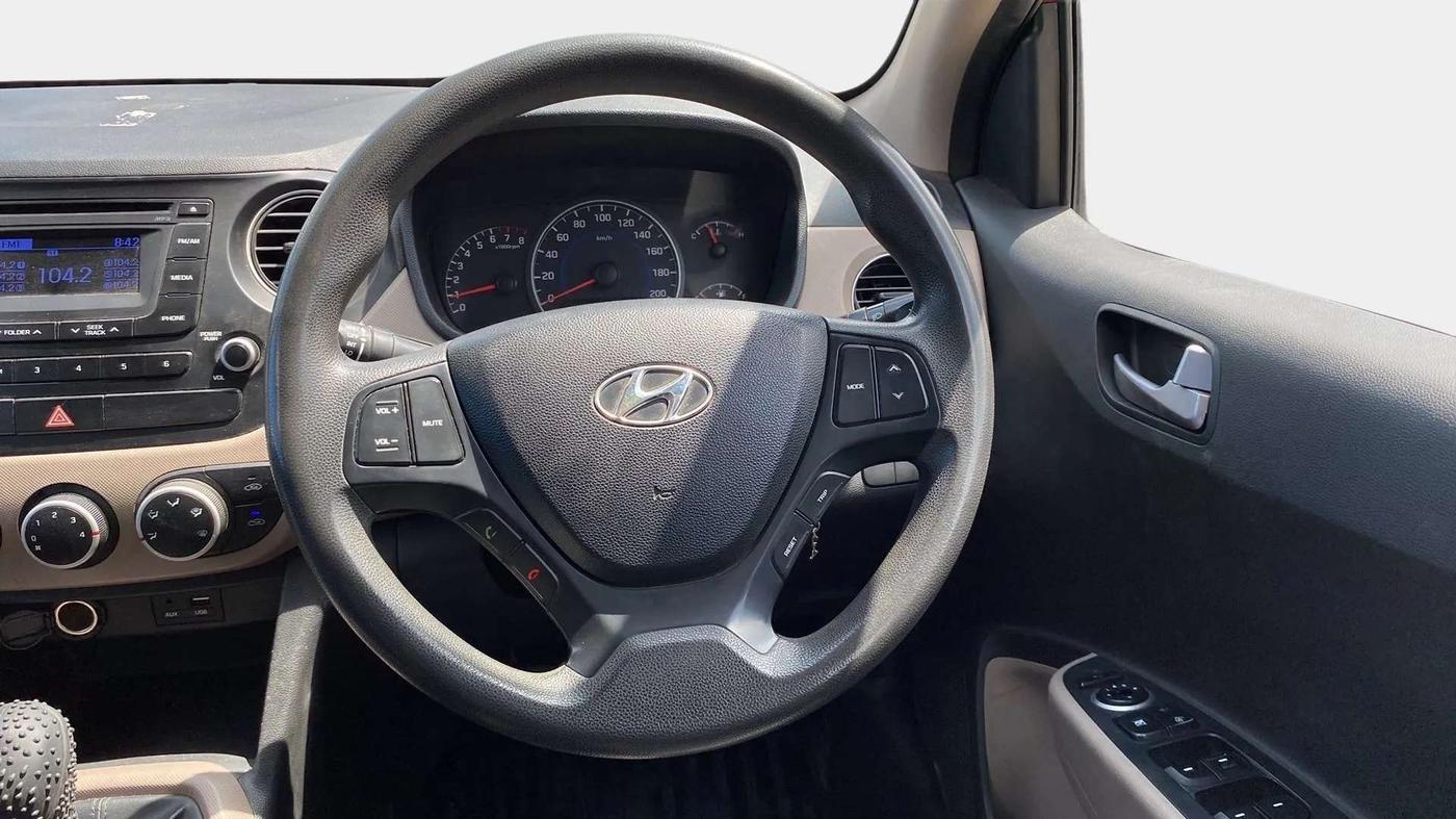 2016 Hyundai Grand i10 SPORTZ 1.2 KAPPA VTVT, Petrol, Manual, 76,927 km, Steering Wheel Close Up