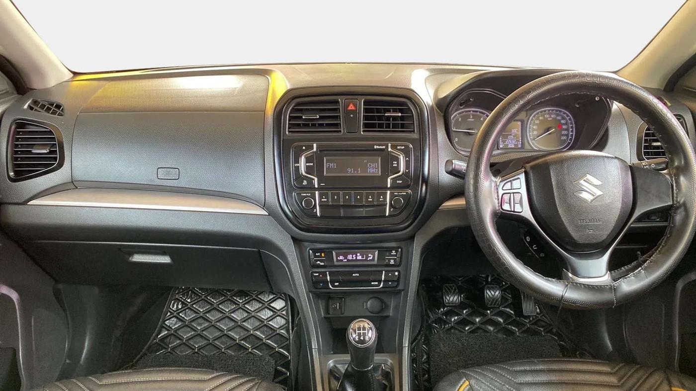 2017 Maruti Vitara Brezza ZDI, Diesel, Manual, 22,658 km, Dashboard