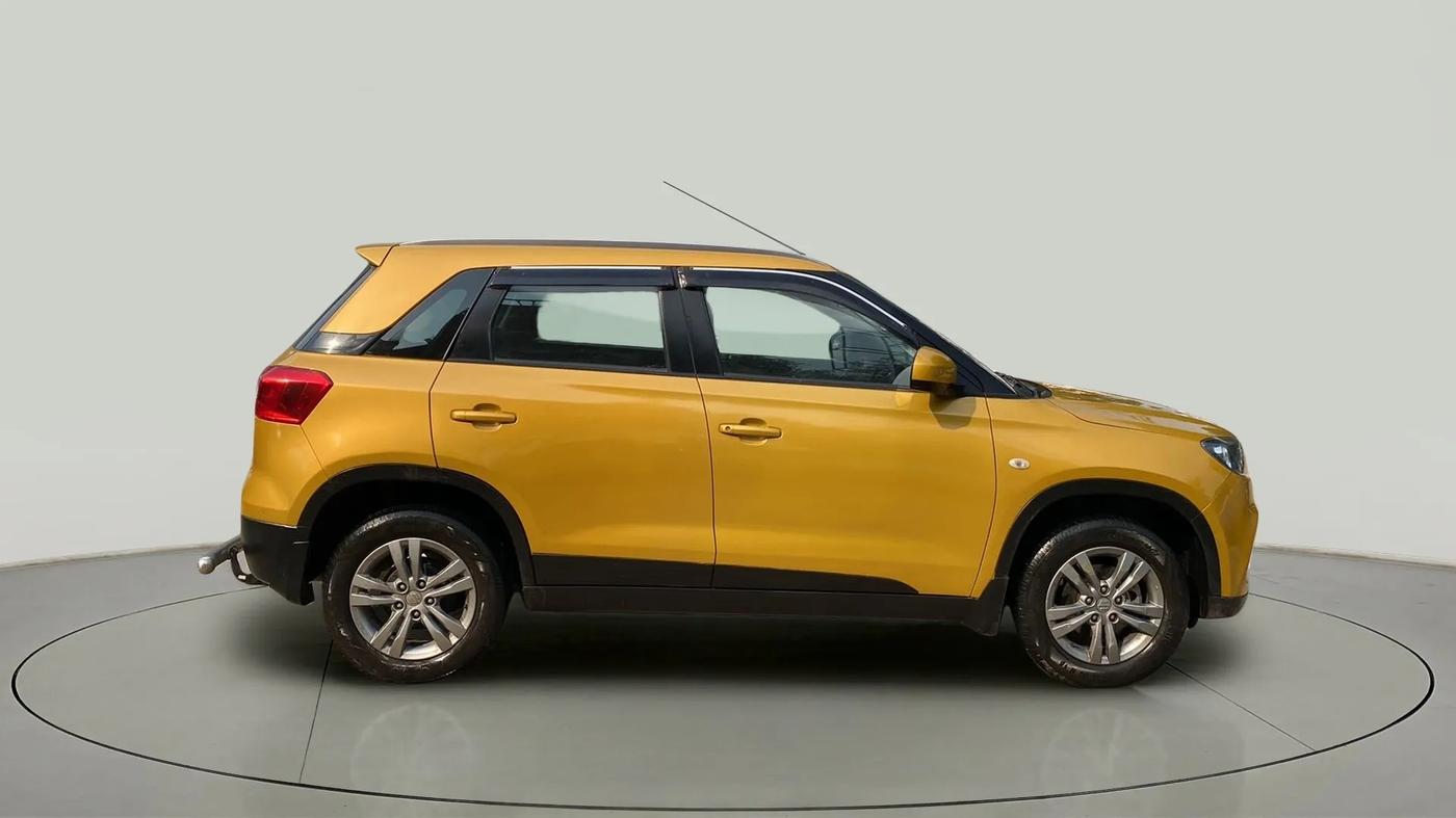 2017 Maruti Vitara Brezza ZDI, Diesel, Manual, 22,658 km, Right Side View