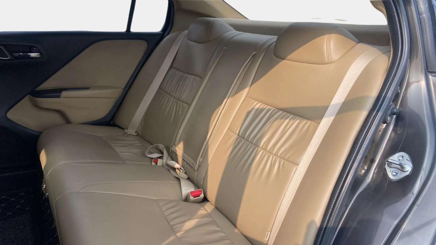 2017 Honda City 1.5L I-VTE V CVT, Petrol, Automatic, 54,319 km, Right Side Rear Door Cabin