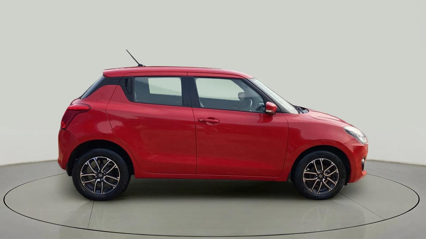 2018 Maruti Swift ZXI PLUS AMT, CNG, Automatic, 49,261 km, Right Side View