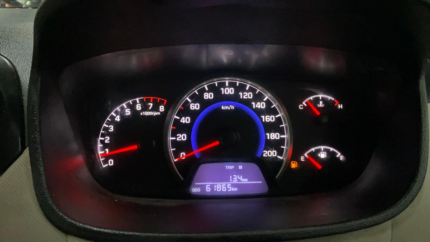 2016 Hyundai Grand i10 SPORTZ 1.2 KAPPA VTVT, Petrol, Manual, 61,854 km, Odometer Image