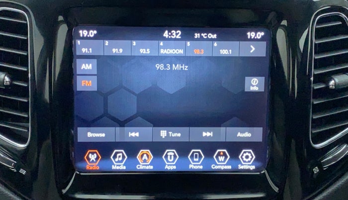 2019 Jeep Compass 1.4 LIMITED PLUS AT, Petrol, Automatic, 27,189 km, Infotainment System