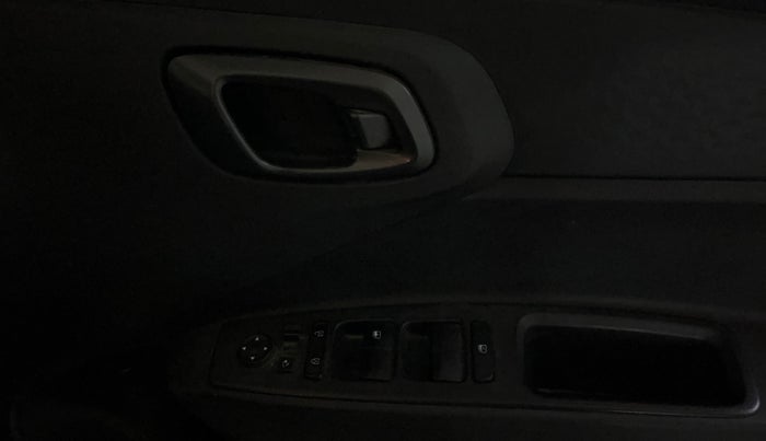 2023 Hyundai EXTER SX 1.2 CNG MT, CNG, Manual, 80,793 km, Driver Side Door Panels Control