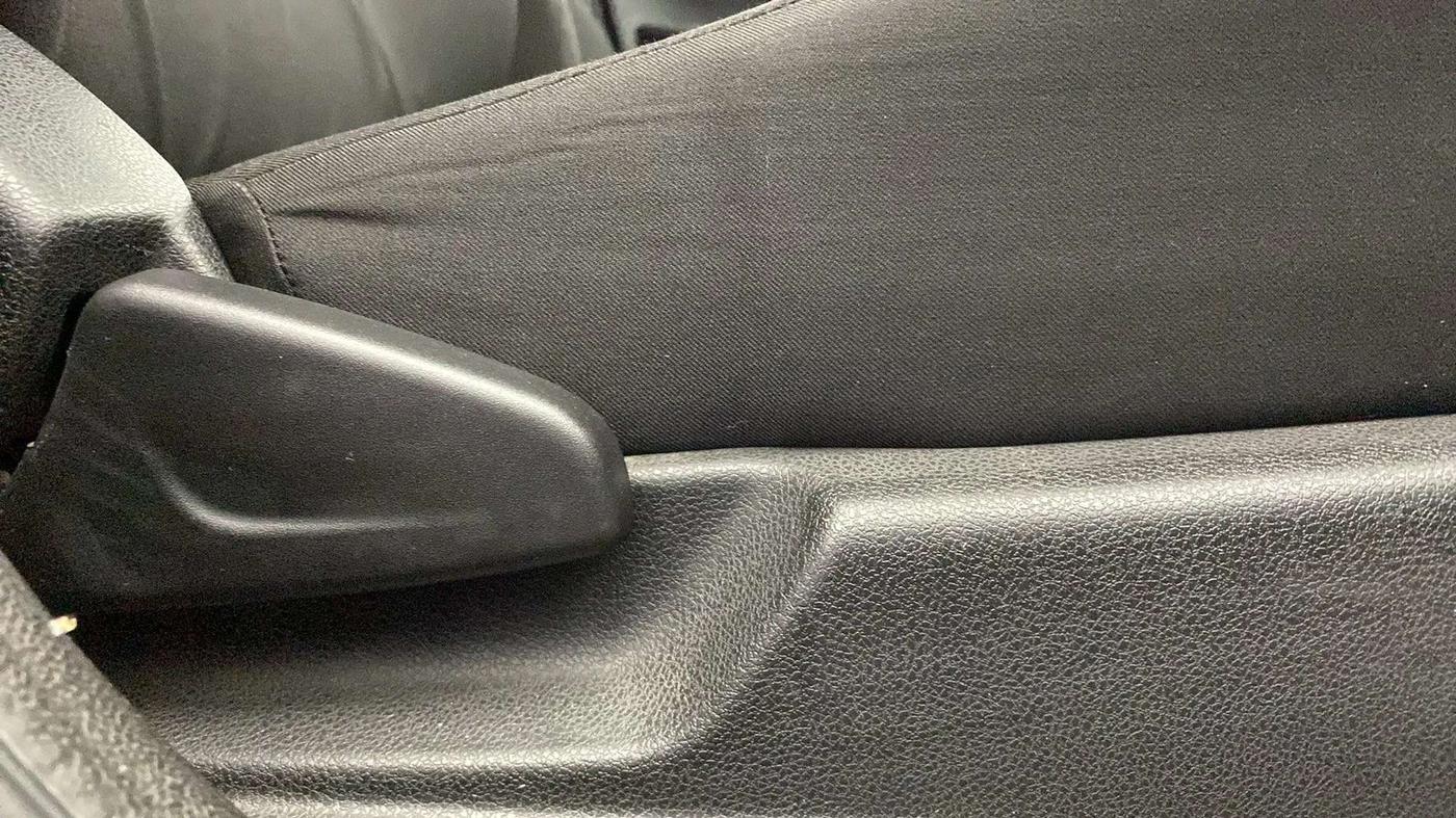 2019 Renault Kwid RXL, Petrol, Manual, 42,779 km, Driver Side Adjustment Panel