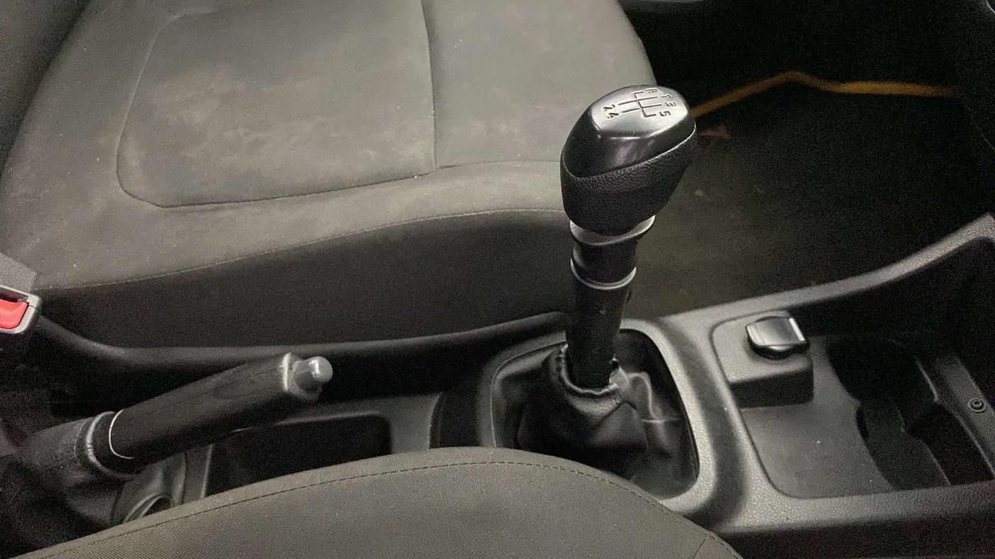 2019 Renault Kwid RXL, Petrol, Manual, 42,779 km, Gear Lever