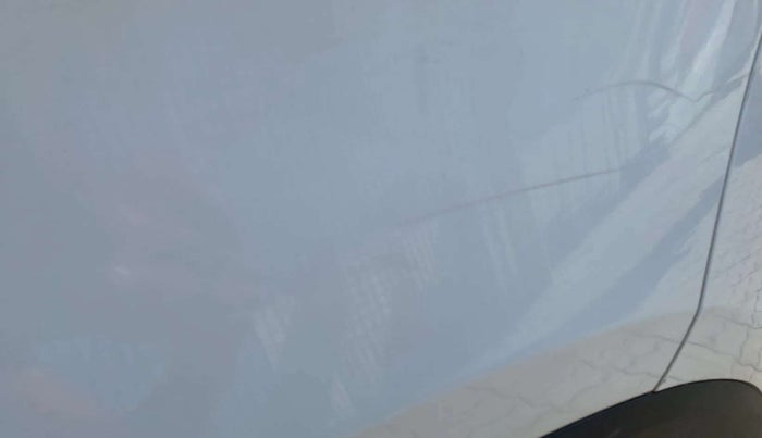 2020 Renault TRIBER RXT, Petrol, Manual, 81,124 km, Left quarter panel - Minor scratches