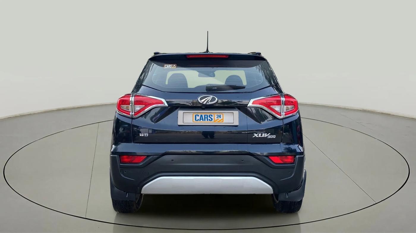 2021 Mahindra XUV300 W8 (O) 1.2 PETROL, Petrol, Manual, 48,545 km, Back/Rear