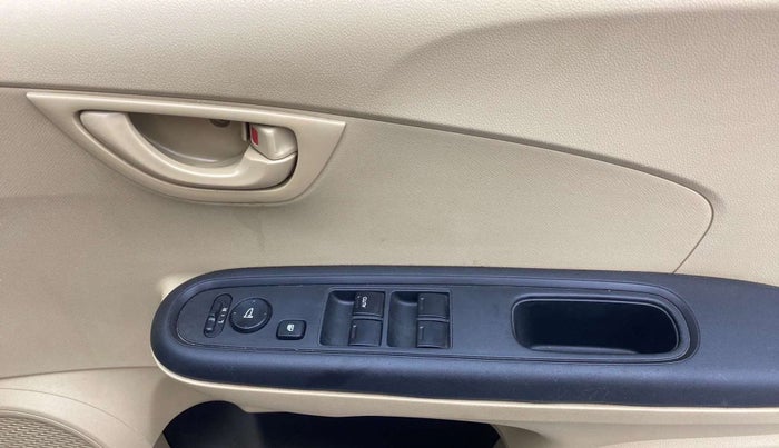 2017 Honda Brio S MT, Petrol, Manual, 17,564 km, Driver Side Door Panels Control