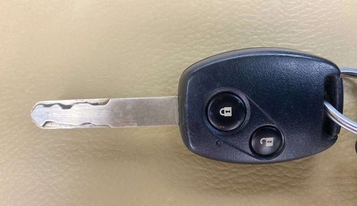 2017 Honda Brio S MT, Petrol, Manual, 17,564 km, Key Close Up