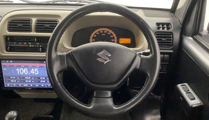 2022 Maruti Eeco 5 STR AC (O), Petrol, Manual, 33,635 km, Steering Wheel Close Up