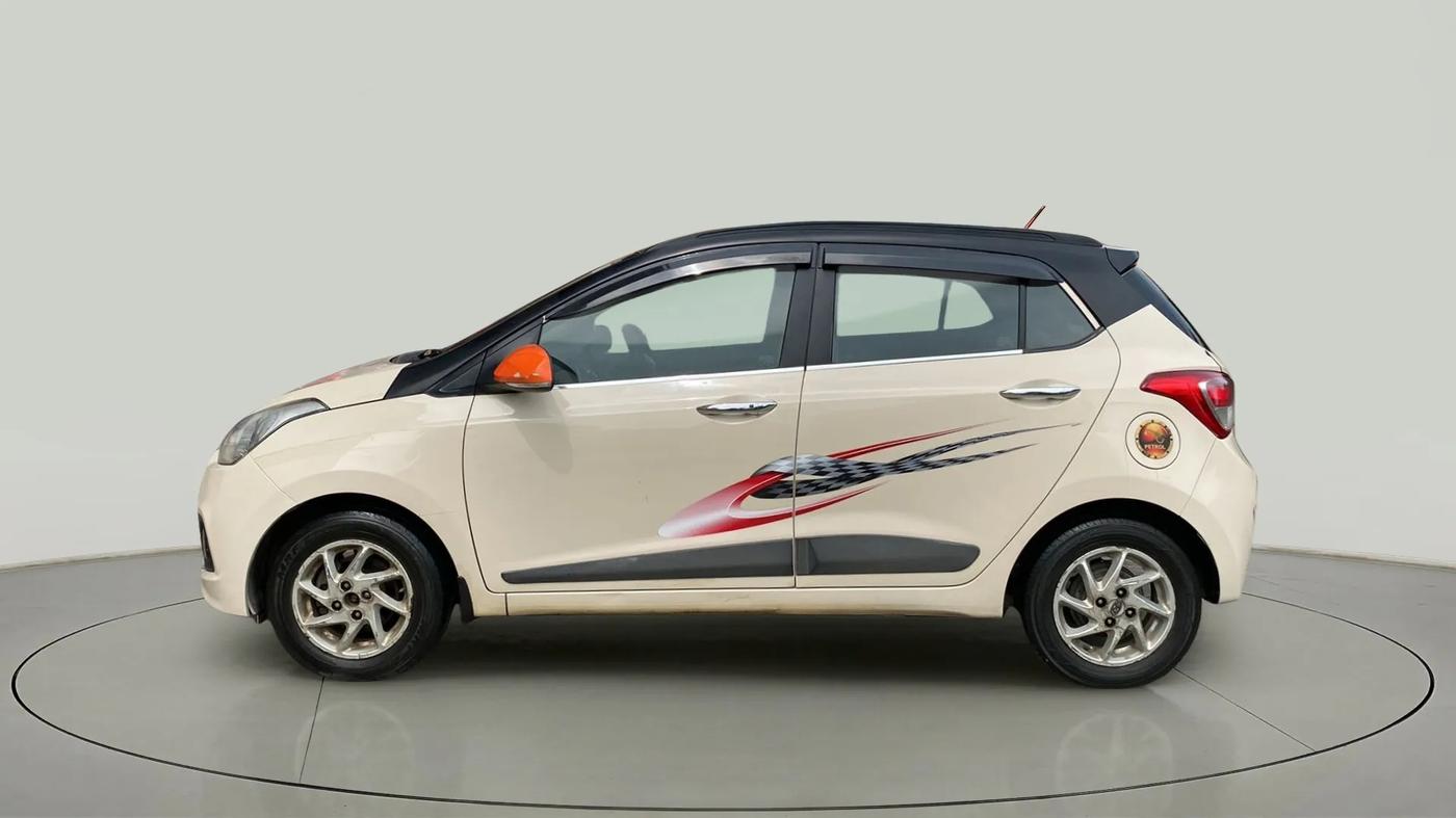 2014 Hyundai Grand i10 SPORTZ 1.2 KAPPA VTVT, Petrol, Manual, 81,101 km, Left Side