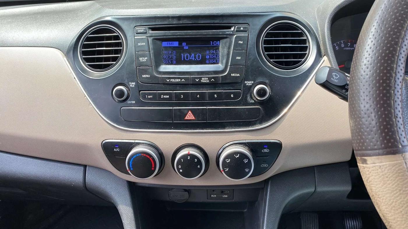 2014 Hyundai Grand i10 SPORTZ 1.2 KAPPA VTVT, Petrol, Manual, 81,101 km, Air Conditioner