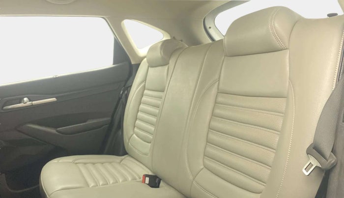 2019 KIA SELTOS HTK PLUS 1.5, Petrol, Manual, 17,694 km, Right Side Rear Door Cabin