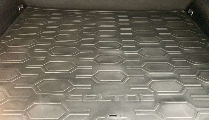 2019 KIA SELTOS HTK PLUS 1.5, Petrol, Manual, 17,694 km, Boot Inside
