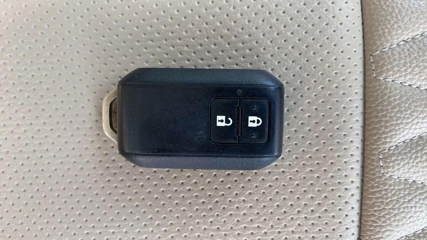 2020 Maruti Ertiga ZXI+ SHVS, Petrol, Manual, 35,535 km, Key Close Up