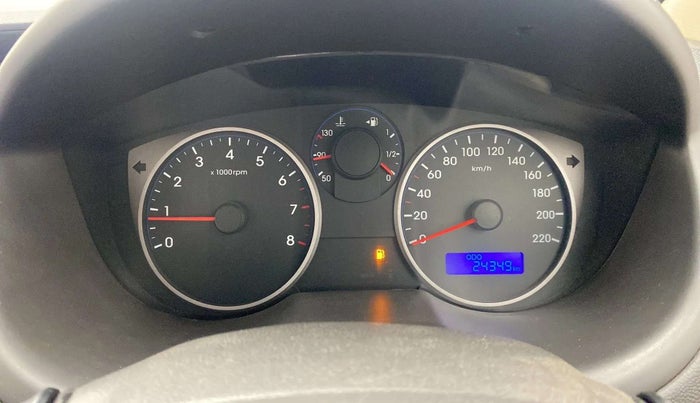 2013 Hyundai i20 SPORTZ 1.2, Petrol, Manual, 24,343 km, Odometer Image